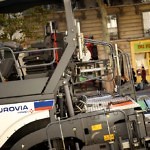 Octobre 2010 sur le bou­le­vard Mortier à Paris. Machines au repos pen­dant la construc­tion du tram­way T3.